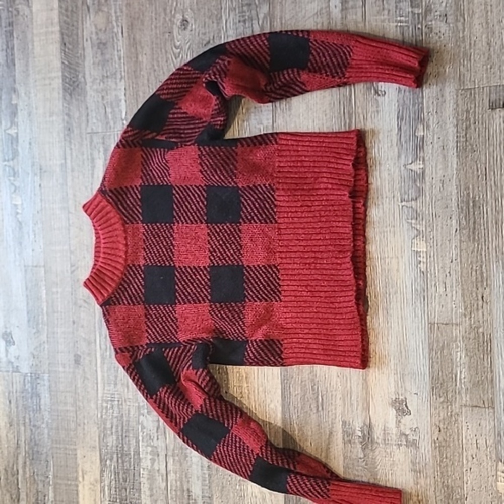 Poof New York Red Plaid Cropped Sweater​‎
